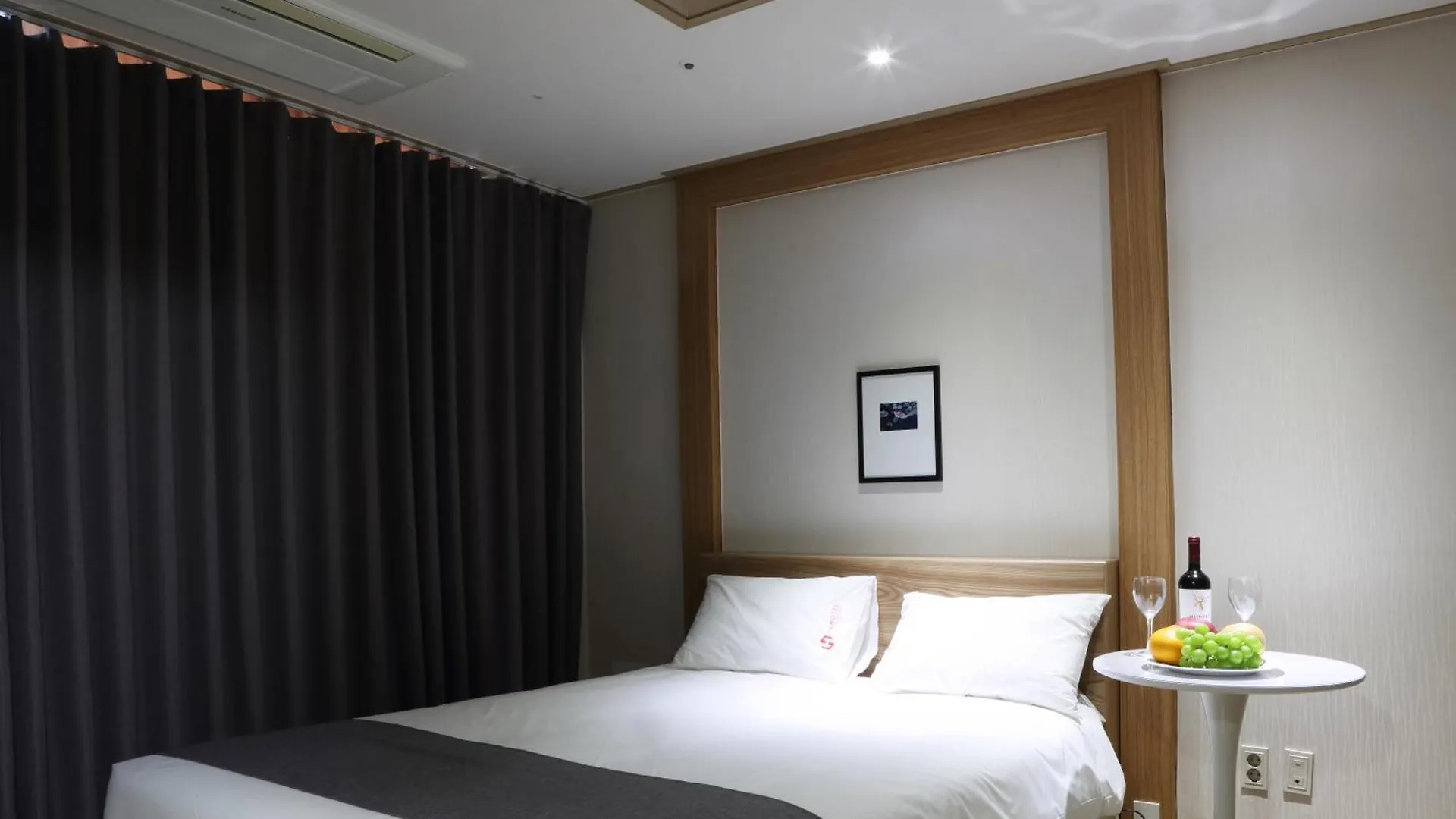 ***  Incheon The Hotel Yeongjong South Korea