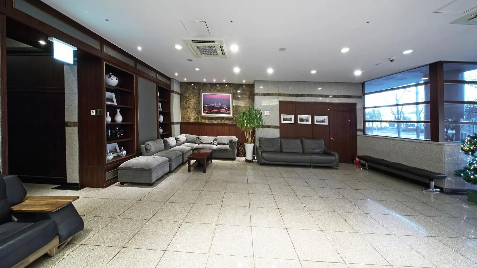 Incheon The Hotel Yeongjong