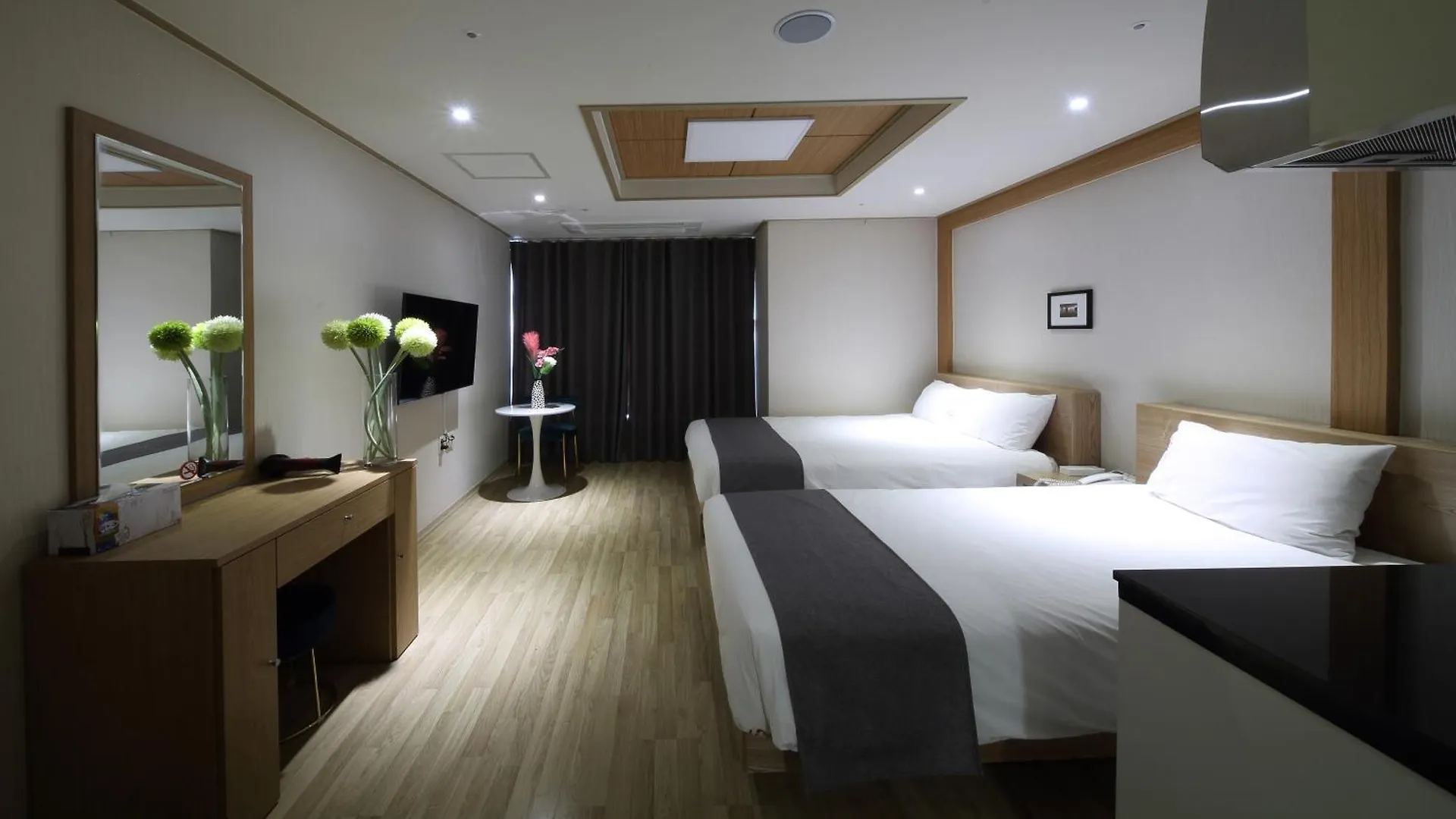 ***  Incheon The Hotel Yeongjong קוריאה הדרומית