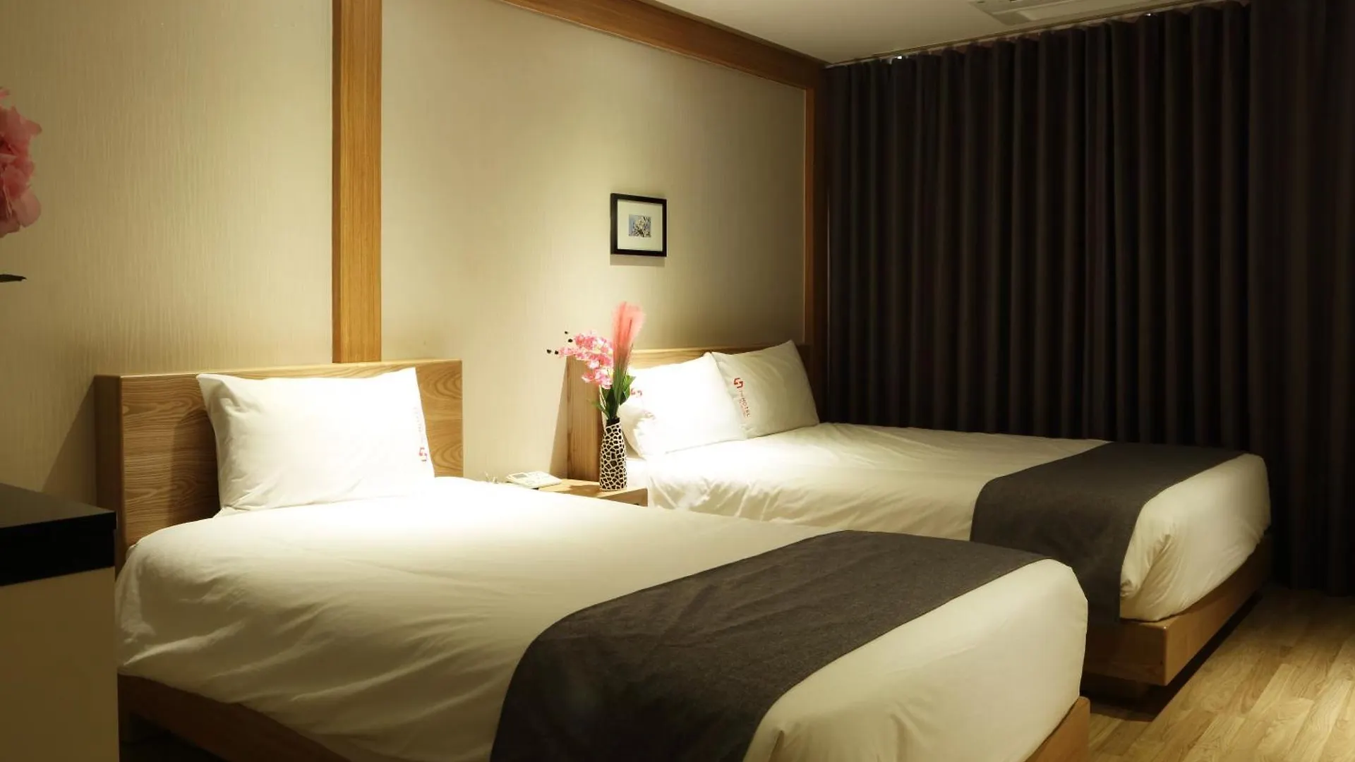 ***  Incheon The Hotel Yeongjong קוריאה הדרומית
