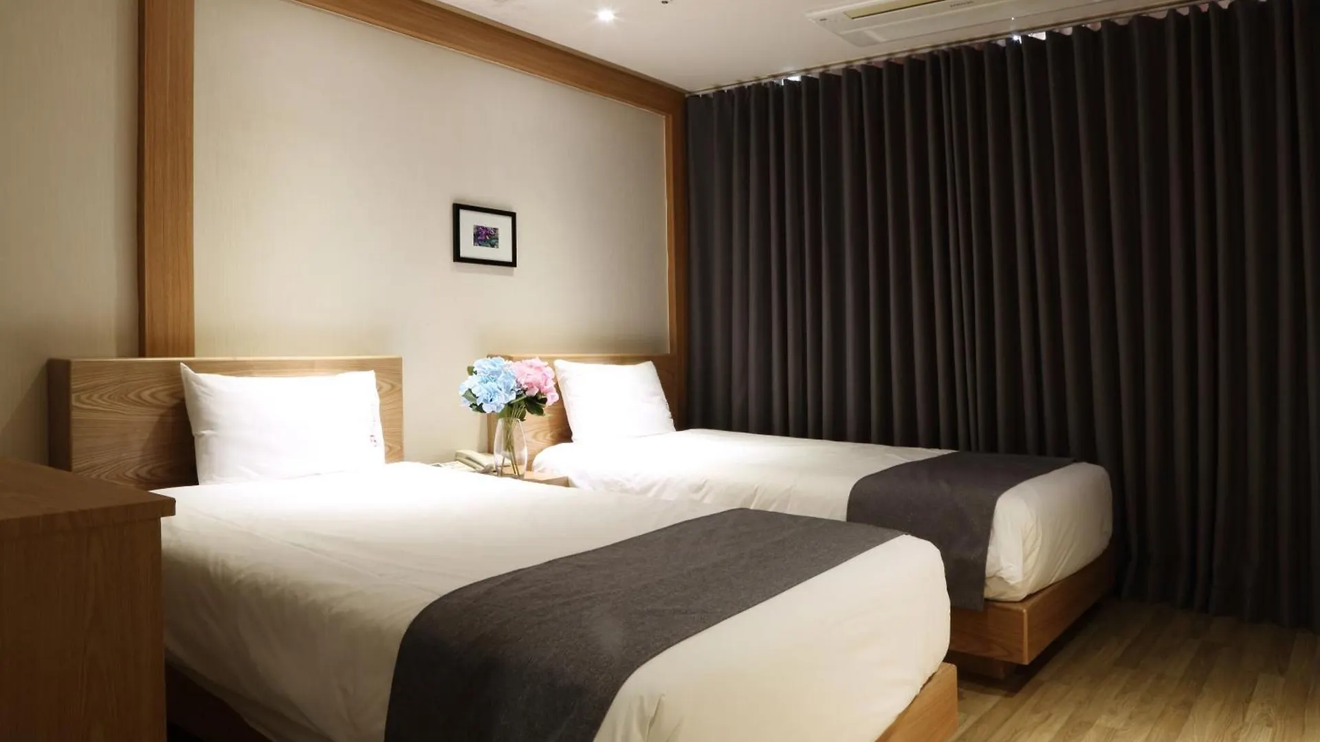 Incheon The Hotel Yeongjong
