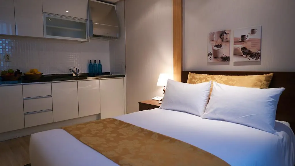 Incheon The Hotel Yeongjong 3*,